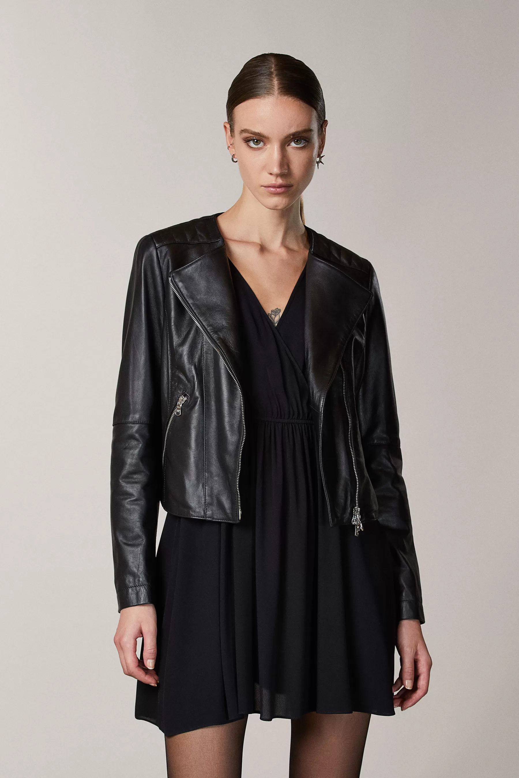 Patrizia Pepe Biker in pelle con impunture